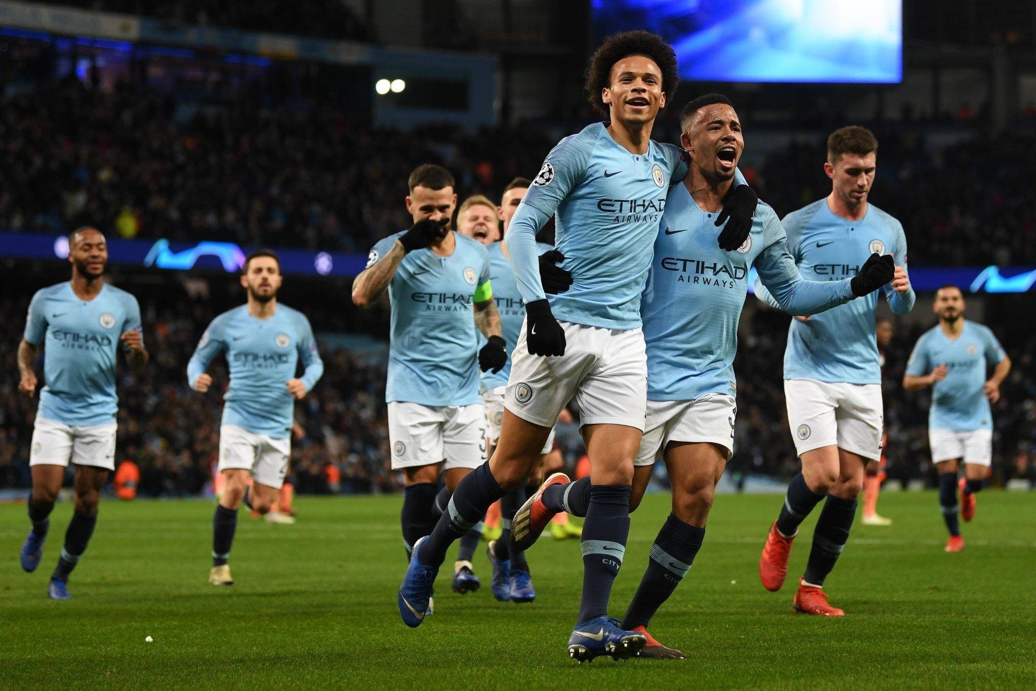 与顶尖前锋 与顶尖前锋