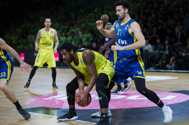 机遇不仅属 机遇不仅属